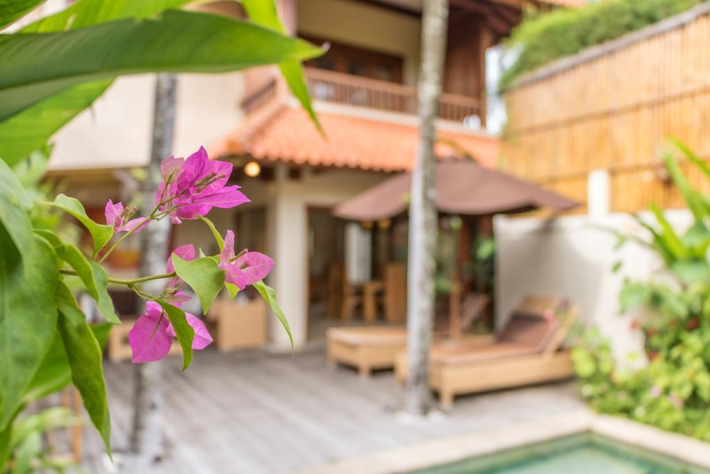 Villa Seriska Seminyak Εξωτερικό φωτογραφία