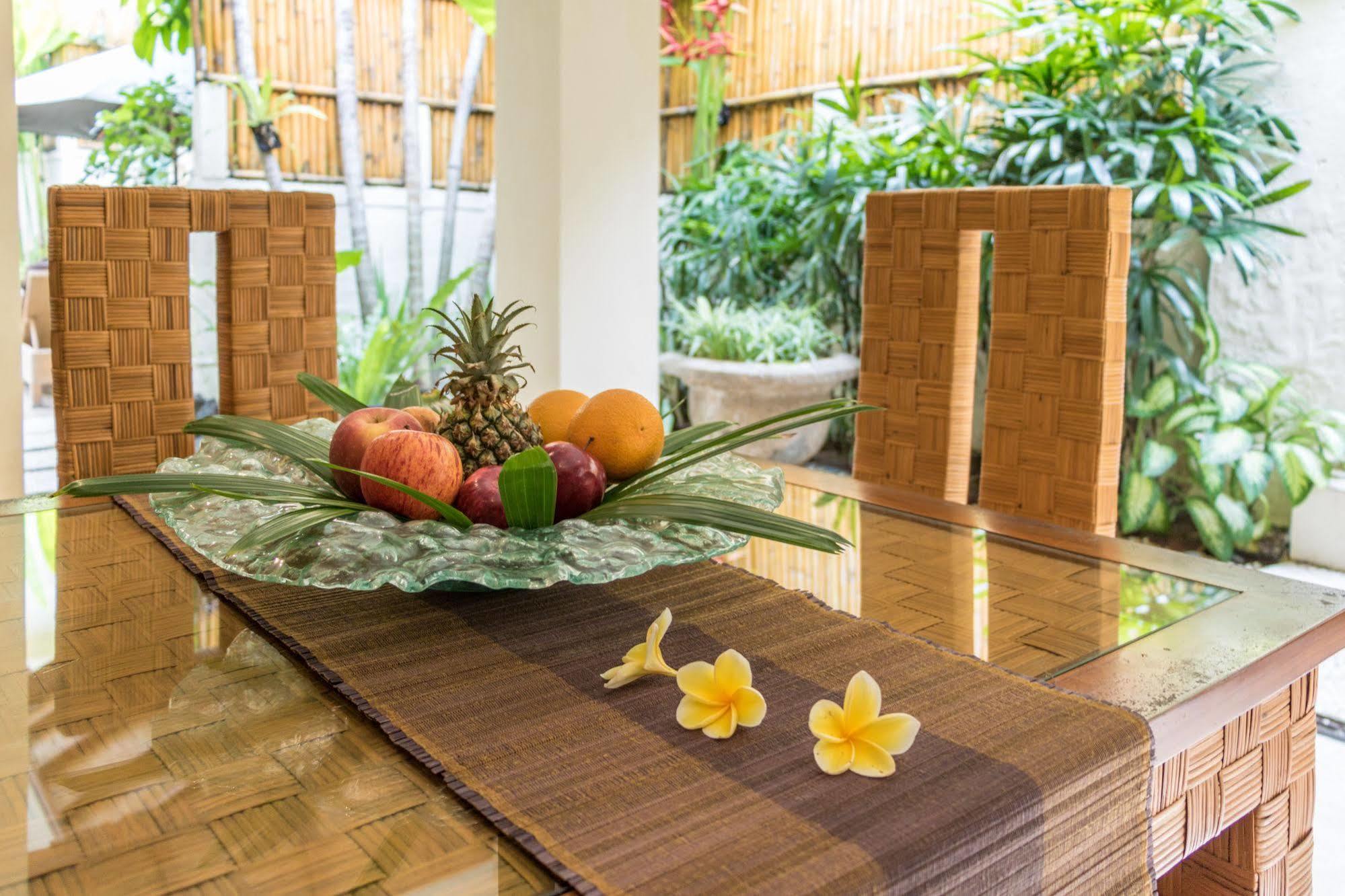 Villa Seriska Seminyak Εξωτερικό φωτογραφία